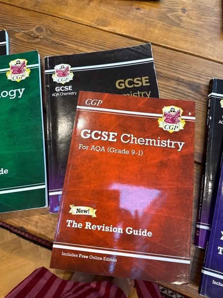 Photo of free GCSE revision guides (St Albans AL4) #2