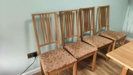 Photo of free extendable dining table with chairs (Clifford Park CV2) #2