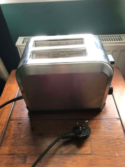 Photo of free small toaster - needs electrical repair (Sprowston NR7) #1