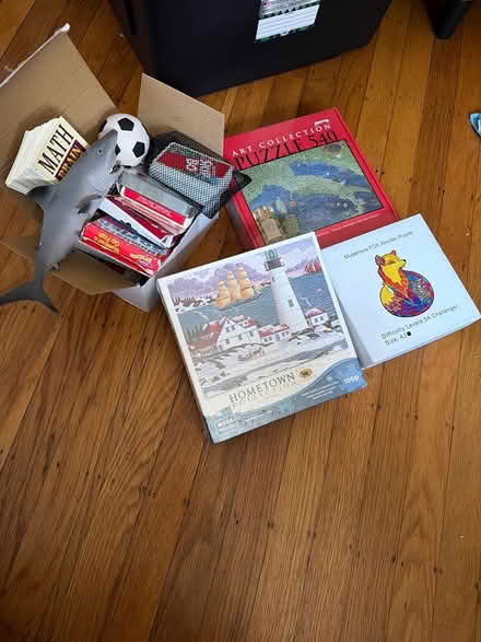 Photo of free Assorted puzzles and cards (El Cerrito) #1
