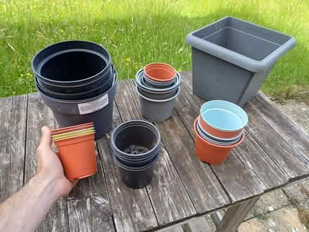 Photo of free Plant pots - approx 30 (Shortstown MK42) #1