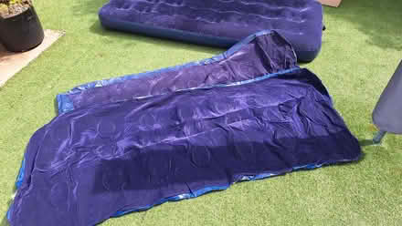 Photo of free Three single airbeds (Abingdon-on-Thames OX14) #2