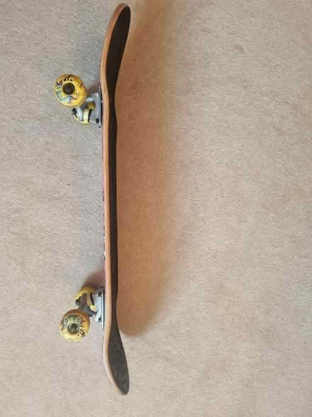 Photo of free Skateboard (Lavender Hill SW11) #3