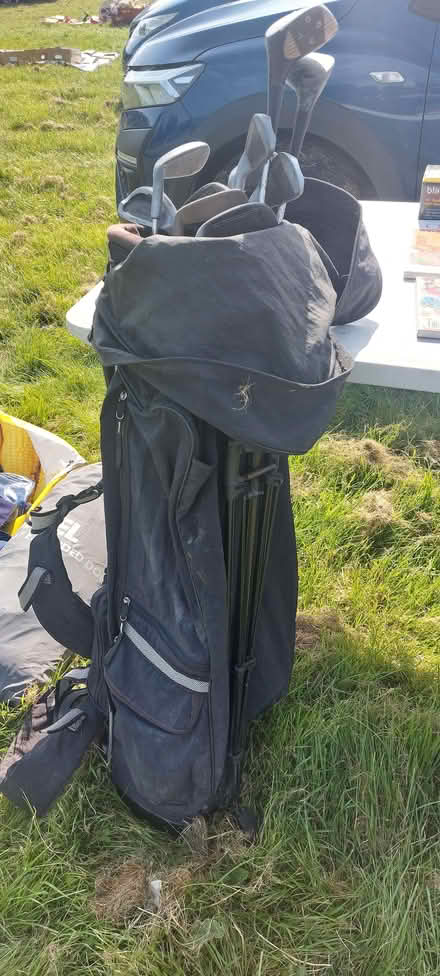Photo of free Golf Bag With Clubs, Balls and Tees #2 (Burbage SK17) #1