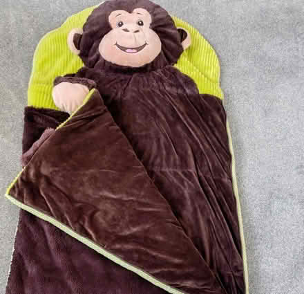 Photo of free Hugfun Kids Plush Bear Slumber Zip Sleeping Bag Soft Cozy 66 (Burton-in-Kendal LA6) #2