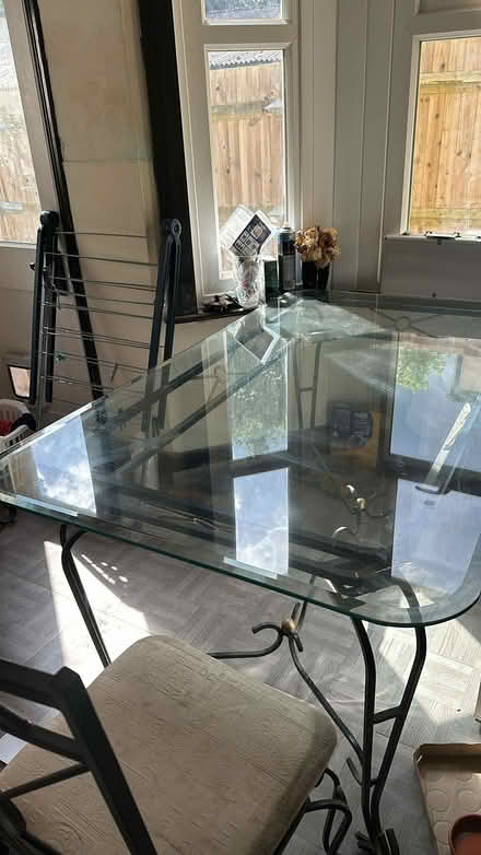 Photo of free Dinner table (Croydon) #3