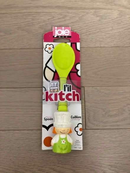 Photo of free Kids plastic spatula (Kennedy/16th in Markham) #1