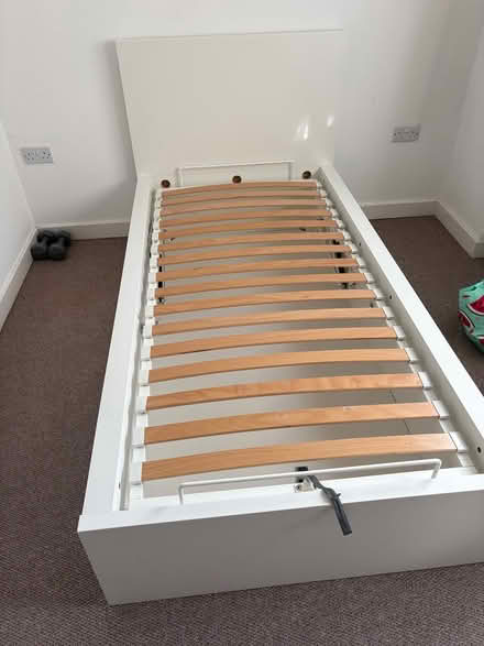 Photo of Single Bed holder and Storage (Islington N78TY) #1