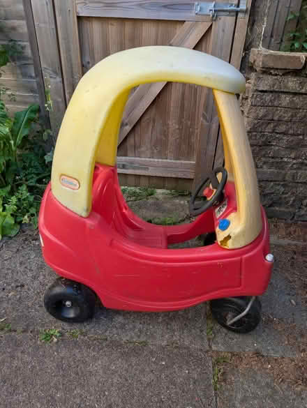 Photo of free Little Tikes Cozy Coupe (Hatfield AL9) #1