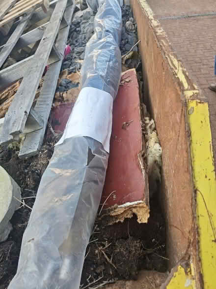 Photo of free Fishing canopy (Grove Park SE12) #1