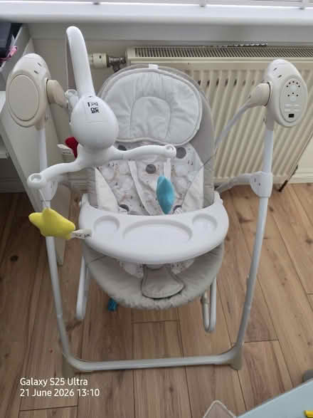Photo of free Electric Baby Swing (Rutherglen G73) #1