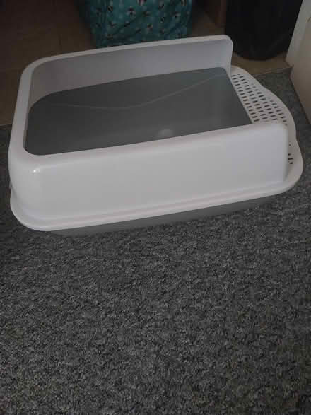 Photo of free Cat litter tray (CH44 Egremont) #1