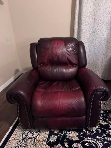 Photo of free Leather couch & recliner (Belleview) #1