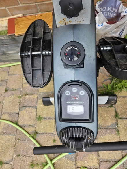 Photo of free Rowing machine (HU17 Beverly) #1