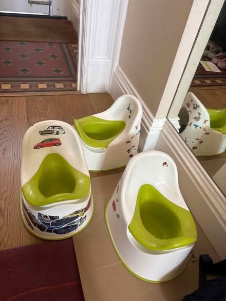 Photo of free 3 x pottys (Shepherds Bush W14) #1