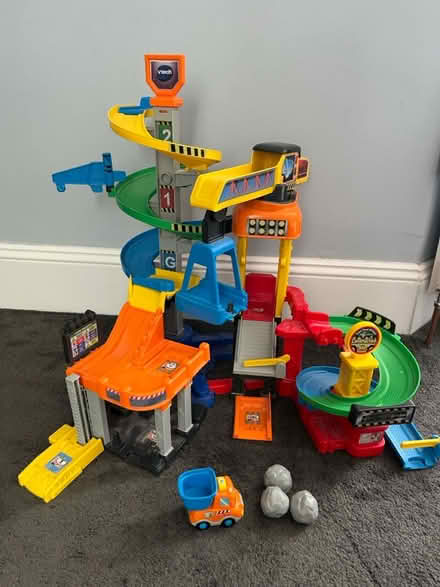 Photo of free Toot-toot drivers building site (Brixton, SW9) #1