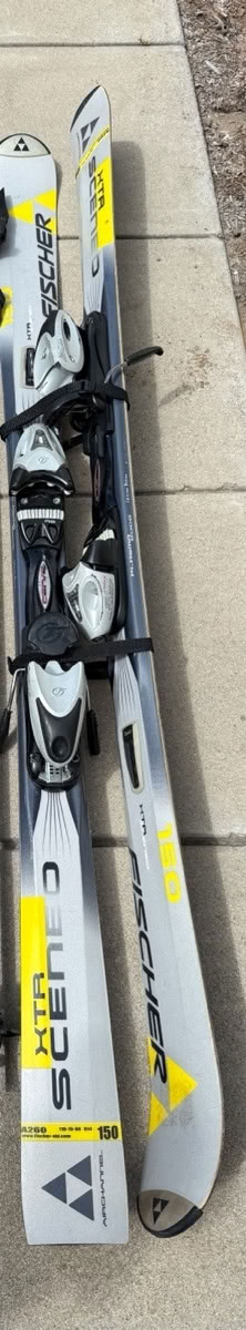 Photo of free 1 pair of skis (yellow 150 cm) (Coronado) #1