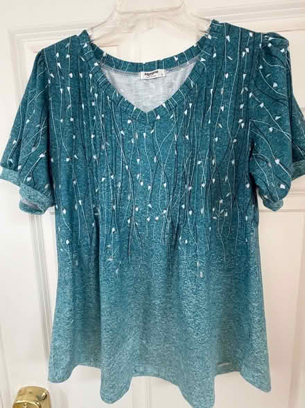 Photo of free Woman’s top - size Medium (San Carlos-El Camino near Hull) #1