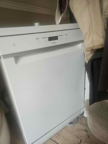 Photo of free Whirlpool Dishwasher (Walthamstow North E17) #1