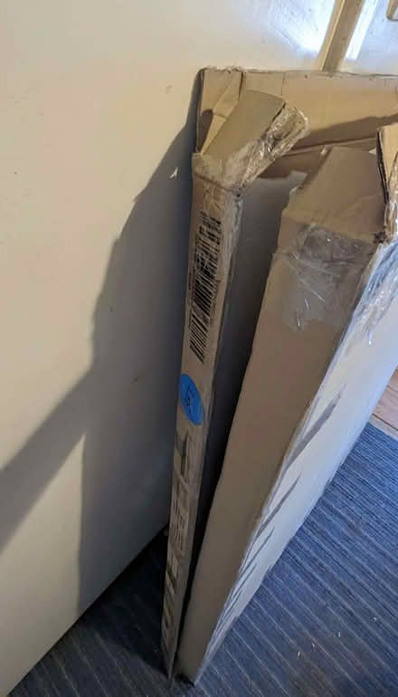 Photo of free Large Cardboard Box (Lipson PL4) #3