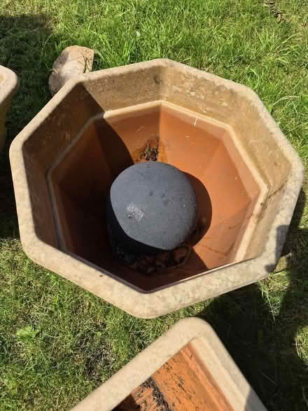 Photo of free large garden pots (Gwespyr CH8) #3