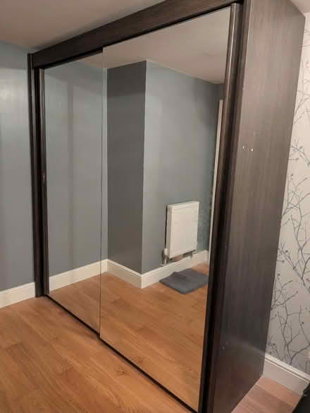 Photo of free Double sliding wardrobe (E6 Beckton Park) #1