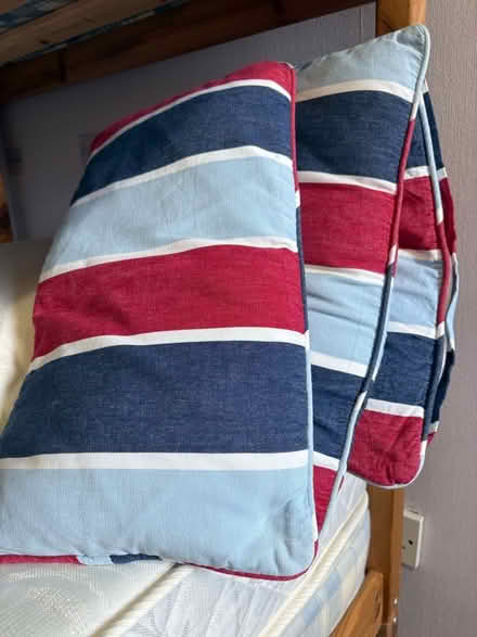 Photo of free 7 cushions (Glenrothes KY7) #3