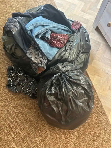 Photo of free Bags of ladies clothes mixed sizes carboot ? (Northmoor OX29) #1