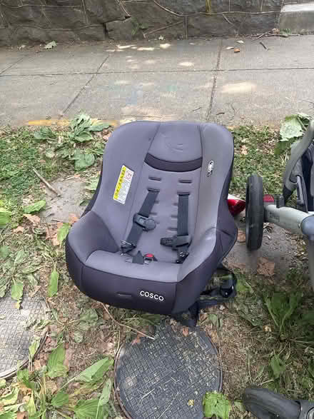 Photo of free Baby gear (14 adams st NW , WDC) #1