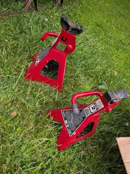 Photo of free Something to do with car repairs (near Spring Ridge frederick) #1