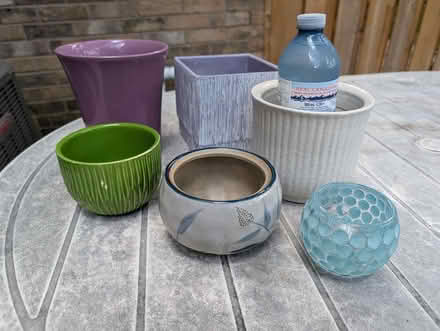Photo of free Small indoor plant pots (Streetsville) #1