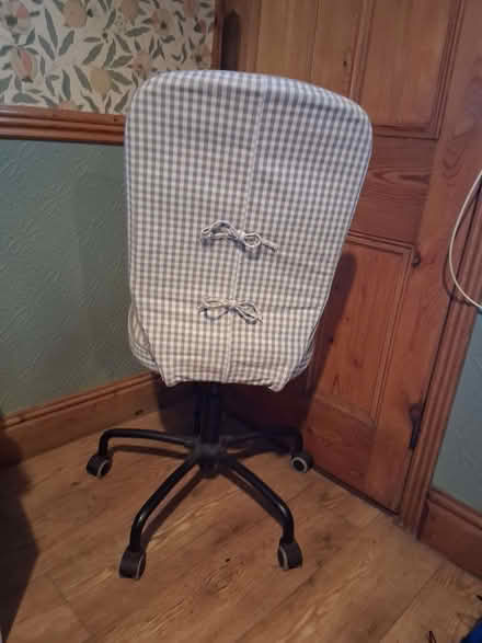 Photo of free Office/sewing chair (Kenilworth Road DE5) #2