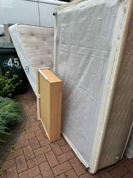Photo of free King size divan bed & mattress (Tile Hill CV4) #4