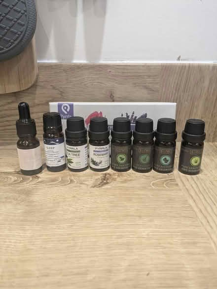 Photo of free 8x Empty 10ml amber dropper bottles (Me13fw) #1