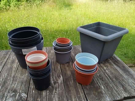 Photo of free Plant pots - approx 30 (Shortstown MK42) #2