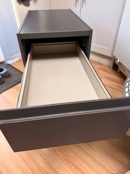 Photo of free Metal filing/storage cabinet/drawer (Upminster Bridge RM14) #4