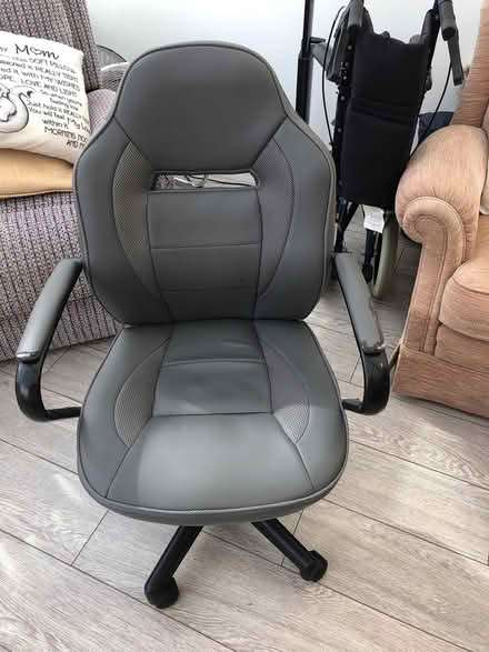 Photo of free Computor chair (Gosport PO13) #1