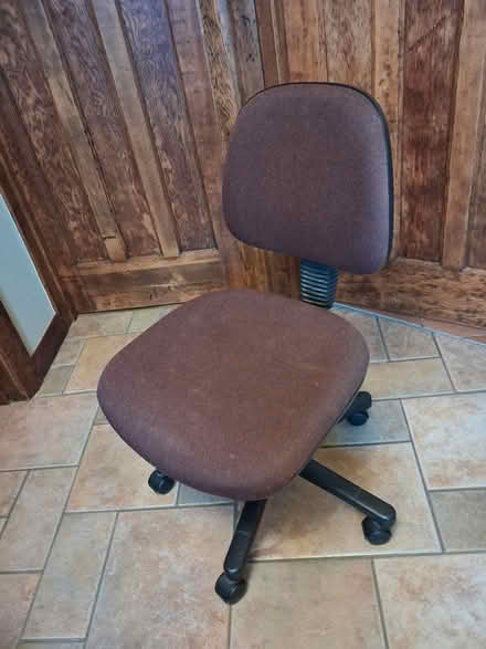 Photo of free Vector office chair (Fleetville) #1