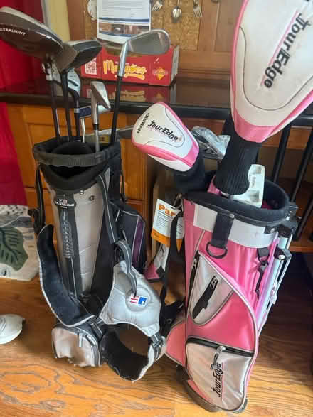 Photo of free Kids golf set (North Edison NJ) #1
