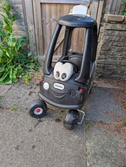Photo of free Little Tikes Police Patrol Car (Hatfield AL9) #1