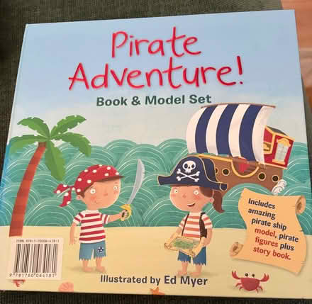 Photo of free New Pirate Adventure book (CM1 Broomfield) #1