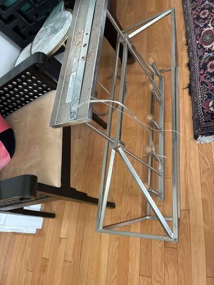 Photo of free Dining room chandelier (Near Friendship Heights metro) #1