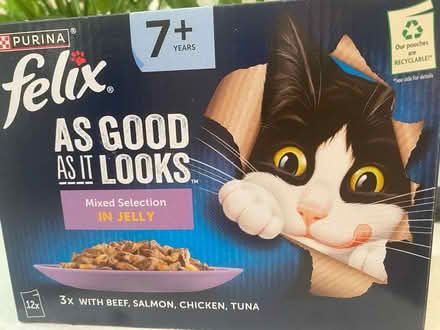Photo of free 11 sachets of Felix cat food (Gosport PO12) #1