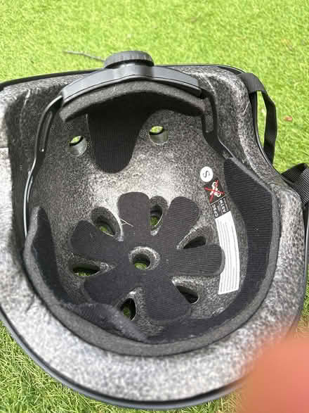 Photo of free Kids skateboarding helmet (Whitefield M45) #2