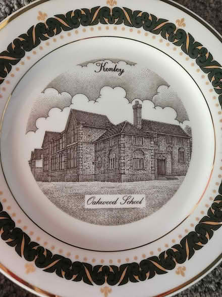 Photo of free Kenley Commerative plates (Riddlesdown CR8) #4