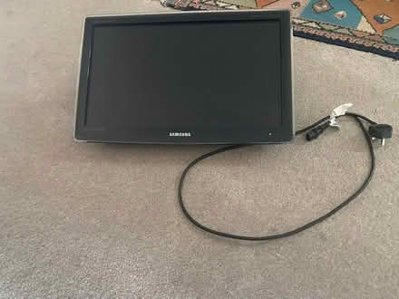 Photo of free Small Samsung TV (Privett PO12) #1