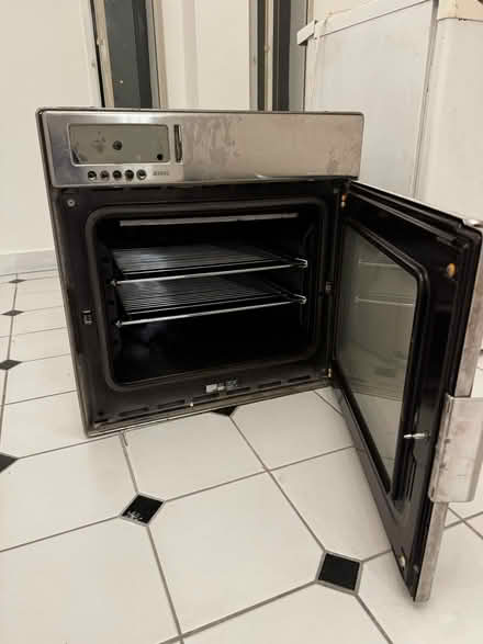 Photo of free Under counter fridge and oven (EC4V 3EH) #4