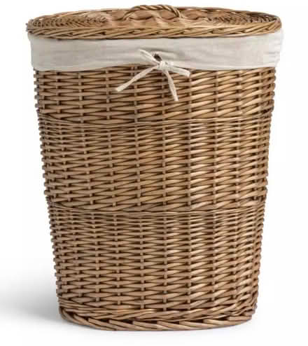 Photo of Wicker blanket basket (CW1) #1