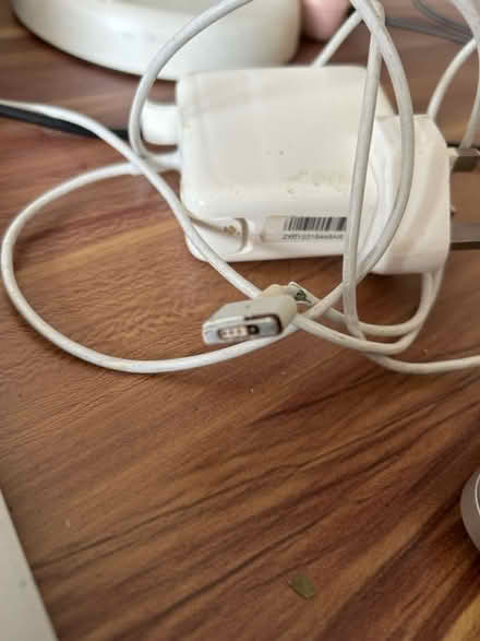 Photo of Old MacBook charger magsafe2 (SW15) #1
