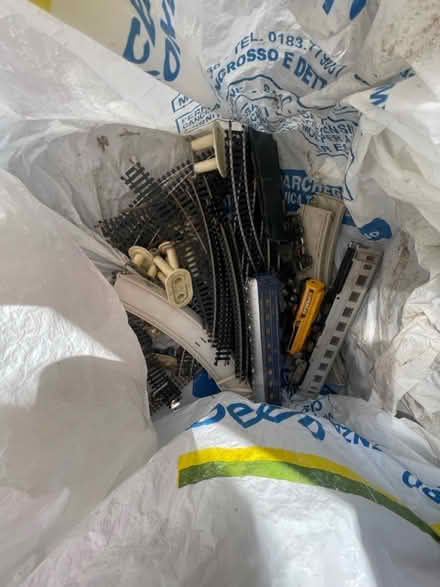 Photo of free 150pc vintage railway stuff (AL2 / SG6) #1